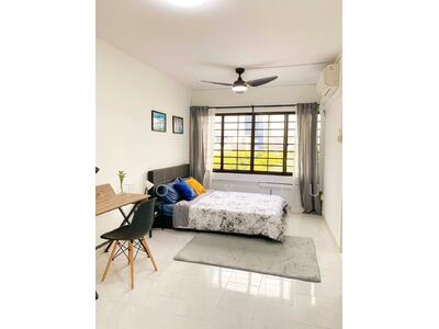 For Rent - People's Park Complex