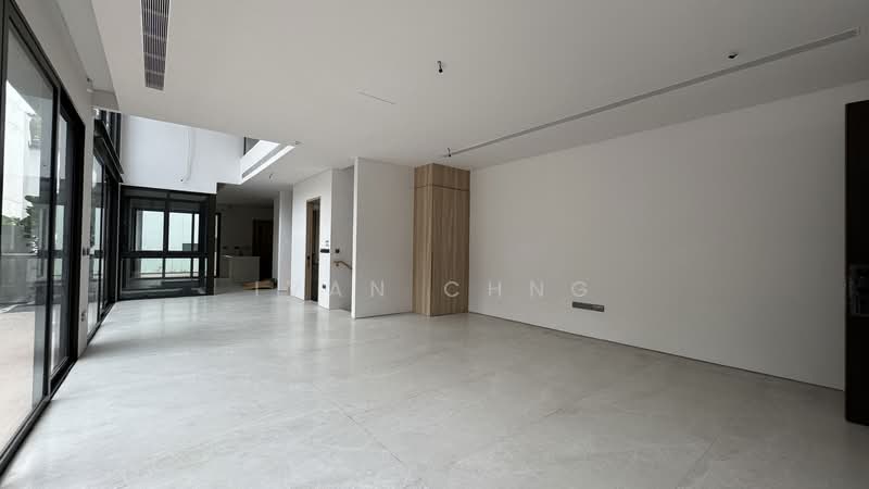 ⭐️⭐️LANDED7772@ 1km SCGS Semi D w Basement, Lift, Pool D11 Lush Green Surroundings, Dunearn, 6 Bedrooms, 8,140 sqft, Semi-Detached House For Sale, by Ivan Chng, 25566736 - PropertyGuru.com.sg
