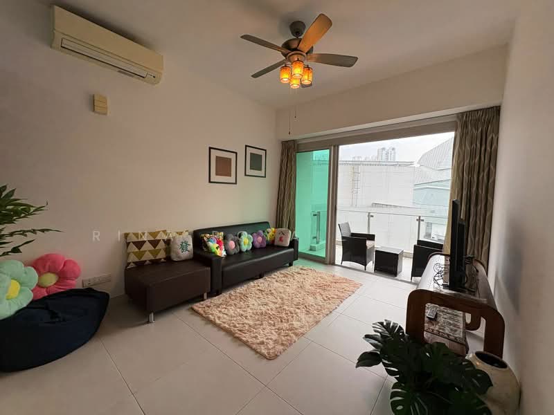 The Rochester Residences, 33 Rochester Drive, 1 Bedroom, 872 sqft, Condominium For Sale, by Rina Royale Tan, 25566891 - PropertyGuru.com.sg