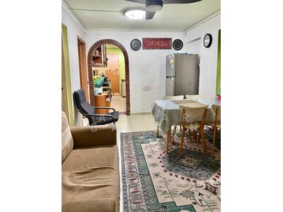 For Sale - 109 Commonwealth Crescent