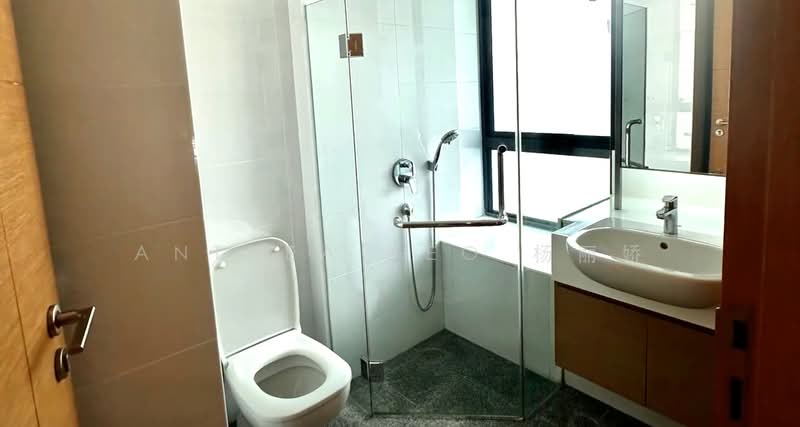 Illuminaire on Devonshire, 65 Devonshire Road, 2 Bedrooms, 721 sqft, Apartment For Rent, by Anthea Yeo 杨丽娇, 25566989 - Bathroom - PropertyGuru.com.sg