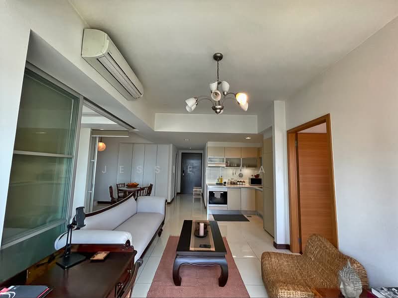 The Sail @ Marina Bay, 6 Marina Boulevard, 2 Bedrooms, 861 sqft, Condominium For Rent, by Jessie Chan, 25567403 - Living Room - PropertyGuru.com.sg