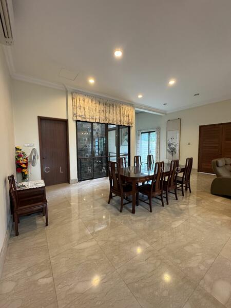 Holland Grove Semi-Detached. Elevated Land. Within 1km to Henry Park Pri, , 5 Bedrooms, 6,000 sqft, Semi-Detached House For Sale, by Clara Wong, 25567530 - PropertyGuru.com.sg