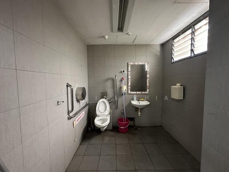 JTC Space One @ Buroh Street, 1 Buroh Streeet, 9,124 sqft, Factory / Workshop (B2) For Sale, by Pauline Chia, 25567629 - Bathroom - CommercialGuru.com.sg