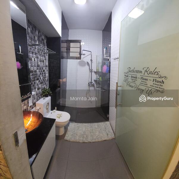 For Sale - 653 Senja Link