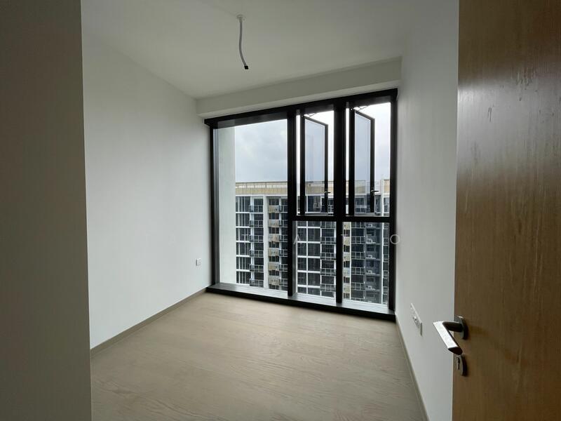 Penrose, 26 Sims Drive, 3 Bedrooms, 1,055 sqft, Condominium For Rent, by Tabitha Teo, 25567768 - PropertyGuru.com.sg