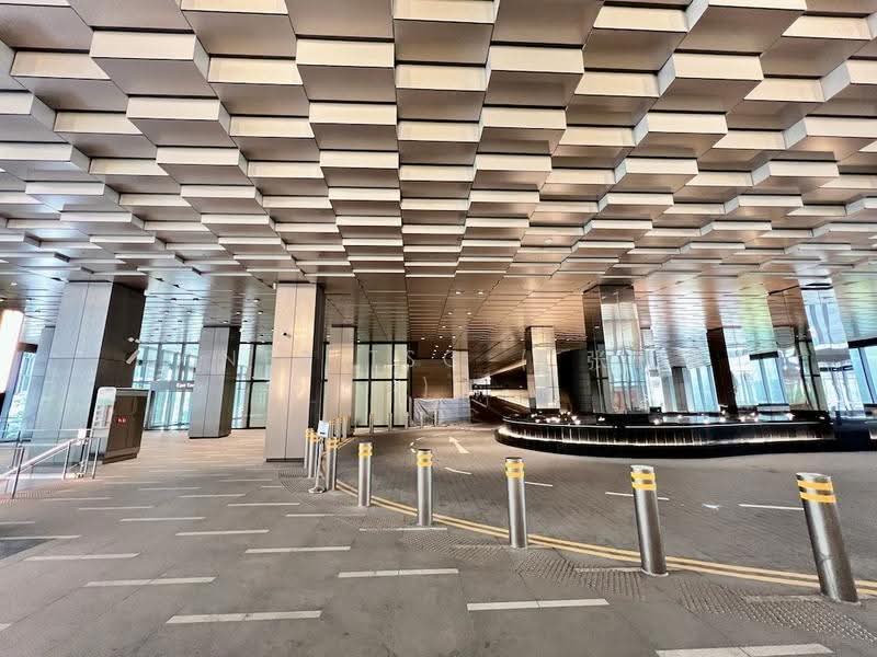 IOI Central Boulevard Towers, Central Boulevard, Boat Quay / Raffles Place / Marina, 4,717 sqft, Office For Rent, by Janet Tsc ( 张曉菁 ), 25567913 - Entrance - CommercialGuru.com.sg