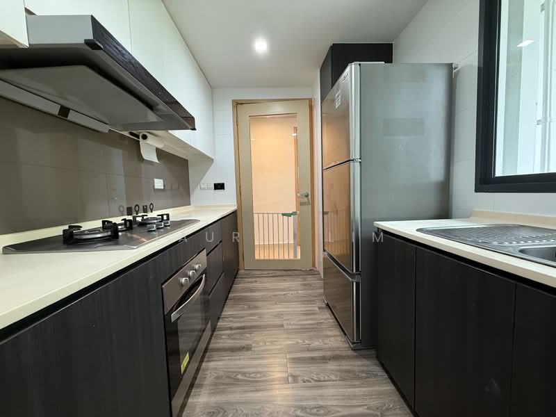 Esparina Residences, 113 Compassvale Bow, 3 Bedrooms, 1,001 sqft, Executive Condominium For Rent, by Lauren Lim, 25568065 - Kitchen - PropertyGuru.com.sg