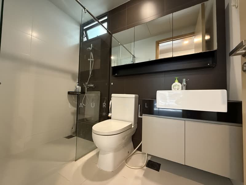 Esparina Residences, 113 Compassvale Bow, 3 Bedrooms, 1,001 sqft, Executive Condominium For Rent, by Lauren Lim, 25568065 - Bathroom - PropertyGuru.com.sg