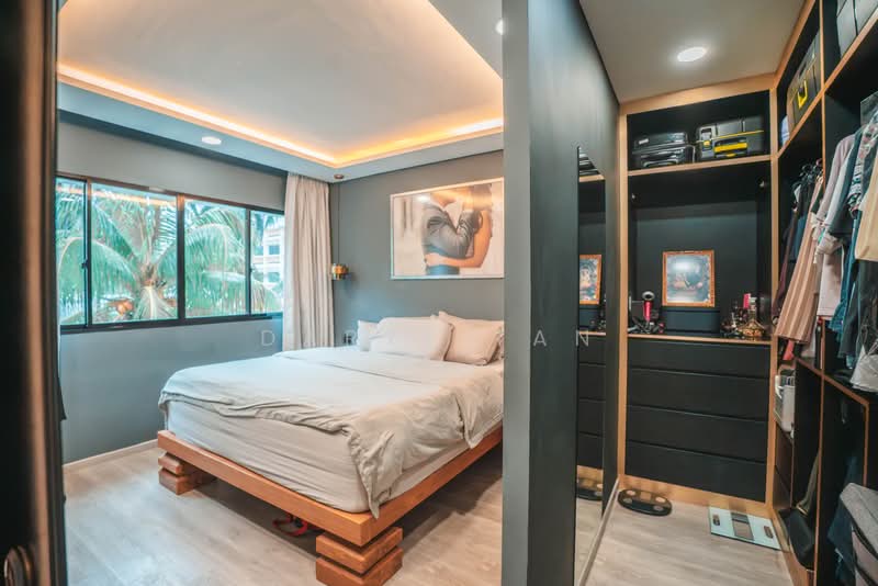 714 Pasir Ris Street 72, 714 Pasir Ris Street 72, 3 Bedrooms, 1,647 sqft, HDB Flat For Sale, by Daryl Tan, 25568088 - Master Bedroom - PropertyGuru.com.sg