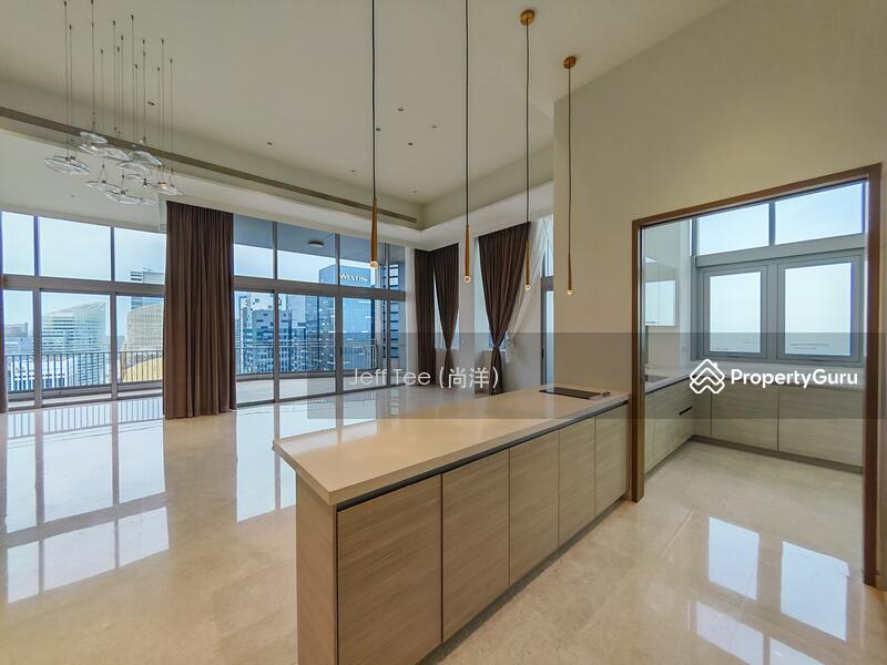 Spacious Living & Dining