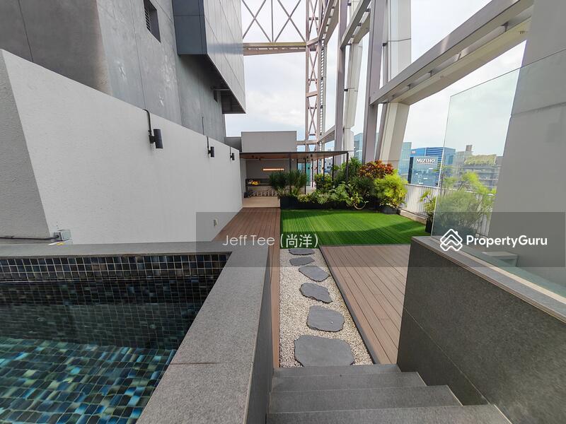 Jacuzzi and view of Roof Terrace 