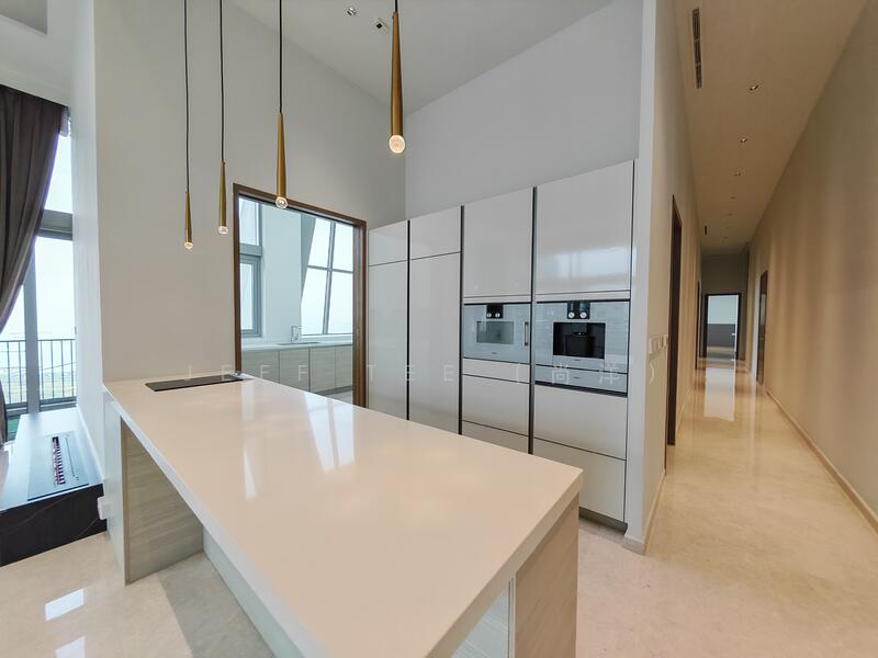 Dry Kitchen