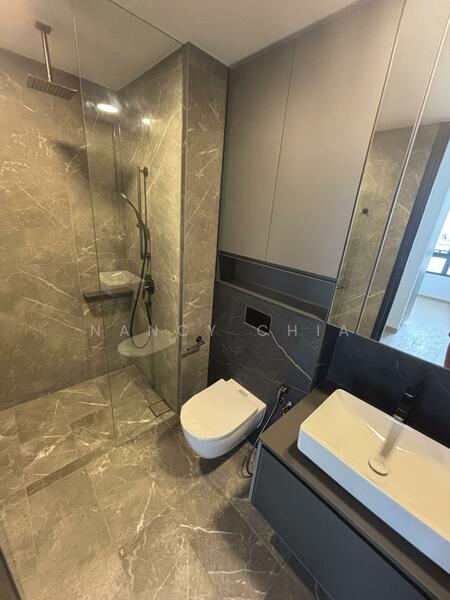 Irwell Hill Residences, 6 Irwell Hill, 1 Bedroom, 452 sqft, Condominium For Rent, by Nancy Chia, 25568468 - Bathroom - PropertyGuru.com.sg