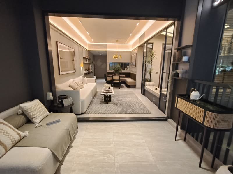Sora, 73/74/76/78 Yuan Ching Road, 3 Bedrooms, 936 sqft, Condominium For Sale, by Jasmine Neo, 25568480 - Living Room - PropertyGuru.com.sg