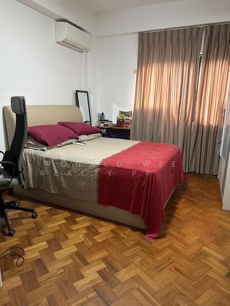 Bayshore Park, 62 Bayshore Road, Bedok / Upper East Coast, 3 Bedrooms, 1,292 sqft, Condominium For Sale, by LILIAN, 25569088 - Bedroom - PropertyGuru.com.sg