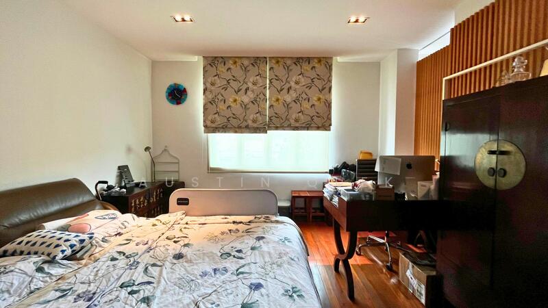 ⭐C.H.E.A.P. 3.5 storey Semi-D in Bukit Timah ⭐, ✅ Upper Bukit Timah ✅ Wide Frontage ✅ Double Vol Living, 5 Bedrooms, 4,000 sqft, Semi-Detached House For Sale, by Austin Quek, 25569178 - PropertyGuru.com.sg