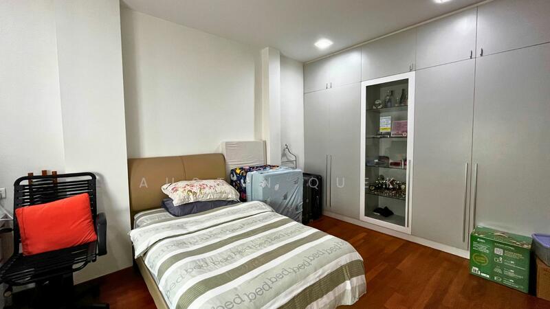 ⭐C.H.E.A.P. 3.5 storey Semi-D in Bukit Timah ⭐, ✅ Upper Bukit Timah ✅ Wide Frontage ✅ Double Vol Living, 5 Bedrooms, 4,000 sqft, Semi-Detached House For Sale, by Austin Quek, 25569178 - PropertyGuru.com.sg