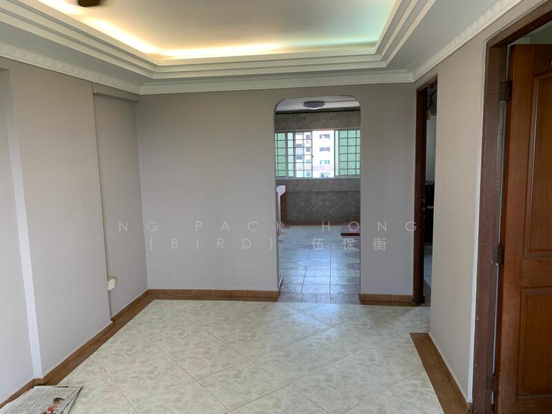 620 Bedok Reservoir Road, 620 Bedok Reservoir Road, 2 Bedrooms, 731 sqft, HDB Flat For Rent, by Ng Pack Hong (Bird) 伍保衡, 25569408 - Hallway - PropertyGuru.com.sg