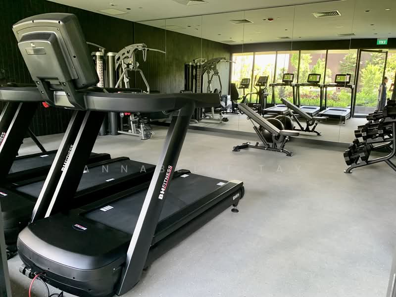 Midtown Modern, 18 Tan Quee Lan Street, 2 Bedrooms, 635 sqft, Condominium For Rent, by Annabelle Tay, 25569505 - Keep fit in the Gym - PropertyGuru.com.sg
