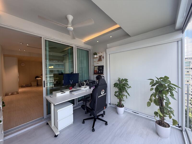 Caspian, 50 Lakeside Drive, 3 Bedrooms, 1,238 sqft, Condominium For Rent, by Vivian Sun, 25569580 - Balcony  - PropertyGuru.com.sg