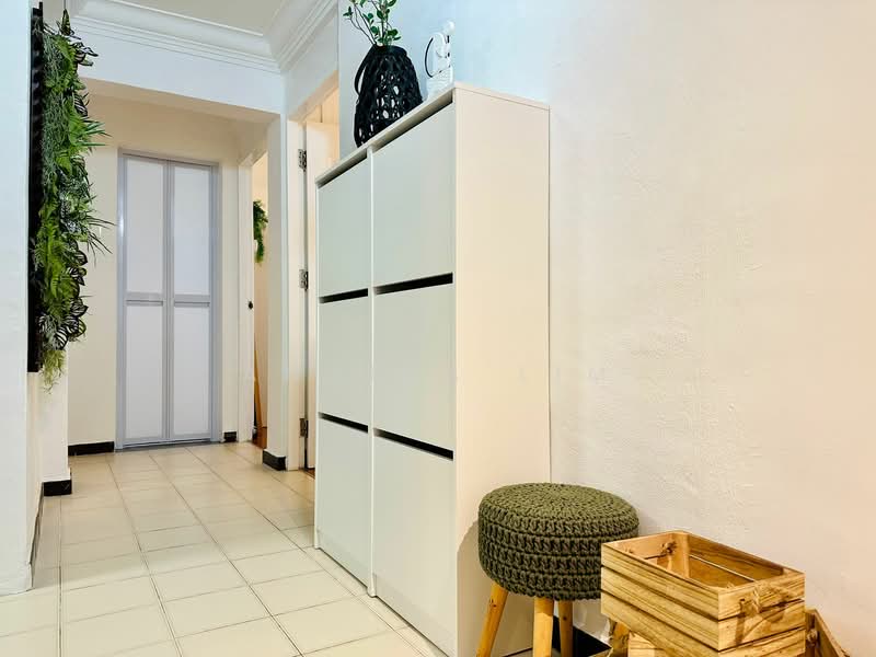 10F Braddell Hill, , Room Rental, 160 sqft, Condominium For Rent, by Angela Lim, 25570000 - Entrance - PropertyGuru.com.sg