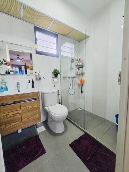 For Sale - 33 Ghim Moh Link