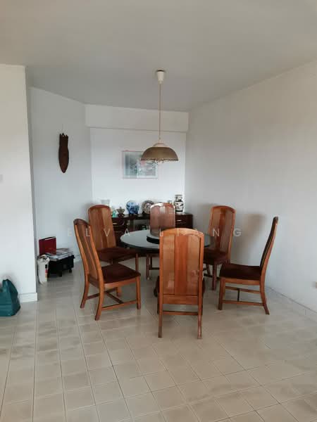 Bukit View, 144 Upper Bukit Timah Road, 3 Bedrooms, 1,873 sqft, Condominium For Sale, by Elva Liang, 25570341 - Dining Room - PropertyGuru.com.sg