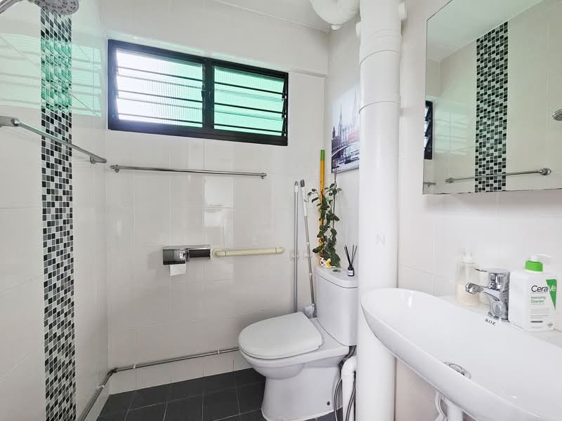241 Yishun Ring Road, 241 Yishun Ring Road, Room Rental, 150 sqft, HDB Flat For Rent, by Eileen Tan, 25570467 - PropertyGuru.com.sg
