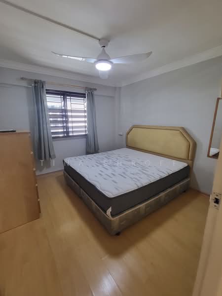 5 Marine Terrace, 5 Marine Terrace, 2 Bedrooms, 810 sqft, HDB Flat For Sale, by Tina Shroff, 25571008 - Bedroom - PropertyGuru.com.sg