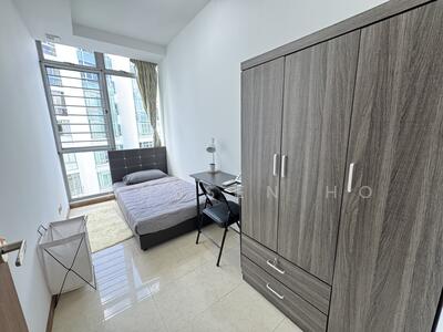 For Rent - The Lakeshore