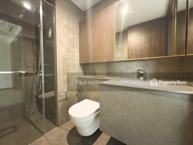 Master Toilet