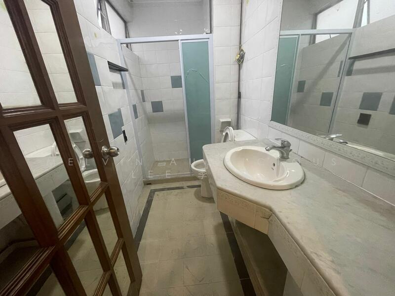 Clementi Park, 95 Sunset Way, 2 Bedrooms, 1,163 sqft, Condominium For Rent, by Melvin Auspicious Lee 李俊豪, 25572077 - Bathroom - PropertyGuru.com.sg