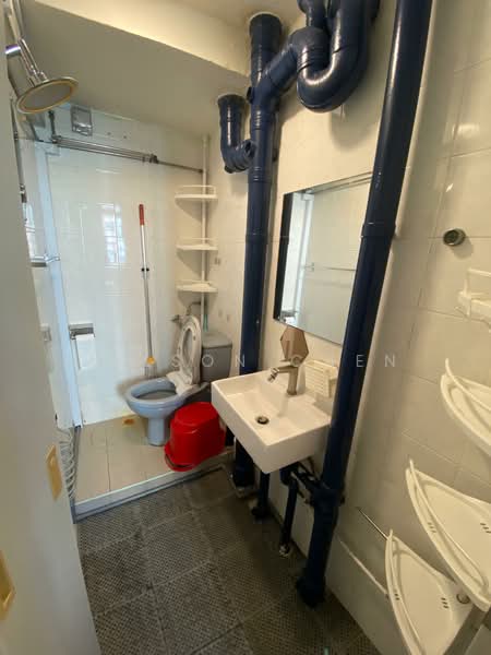 43 Bendemeer Road, 43 Bendemeer Road, 3 Bedrooms, 678 sqft, HDB Flat For Rent, by Wilson Chen, 25572356 - Bathroom - PropertyGuru.com.sg
