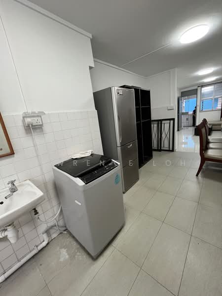 342 Ubi Avenue 1, 342 Ubi Avenue 1, 2 Bedrooms, 800 sqft, HDB Flat For Rent, by Lawrence Loh, 25572378 - PropertyGuru.com.sg