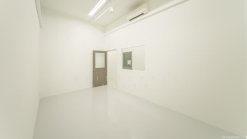 Woodlands 11, 11 Woodlands Close, 168 sqft, Light Industrial (B1) For Rent, by Christopher Silver, 25572643 - Interior - CommercialGuru.com.sg