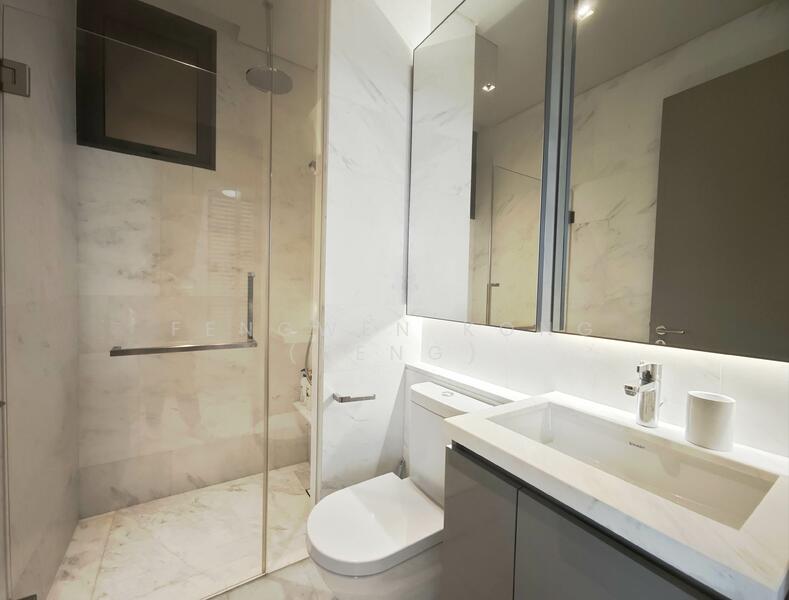 Robin Residences, 7 Robin Drive, Tanglin / Holland / Bukit Timah, 3 Bedrooms, 1,152 sqft, Condominium For Sale, by Fengwen Kong (Feng), 25572697 - Bathroom - PropertyGuru.com.sg