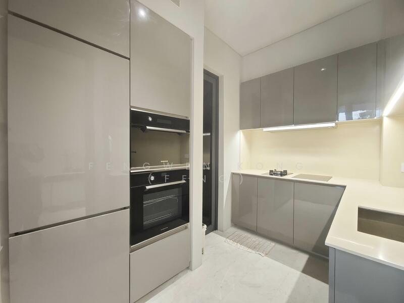 Robin Residences, 7 Robin Drive, Tanglin / Holland / Bukit Timah, 3 Bedrooms, 1,152 sqft, Condominium For Sale, by Fengwen Kong (Feng), 25572697 - Kitchen - PropertyGuru.com.sg