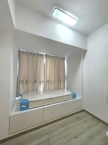 Coco Palms, 21 Pasir Ris Grove, 2 Bedrooms, 753 sqft, Condominium For Rent, by Lis Low, 25572859 - Bedroom - PropertyGuru.com.sg