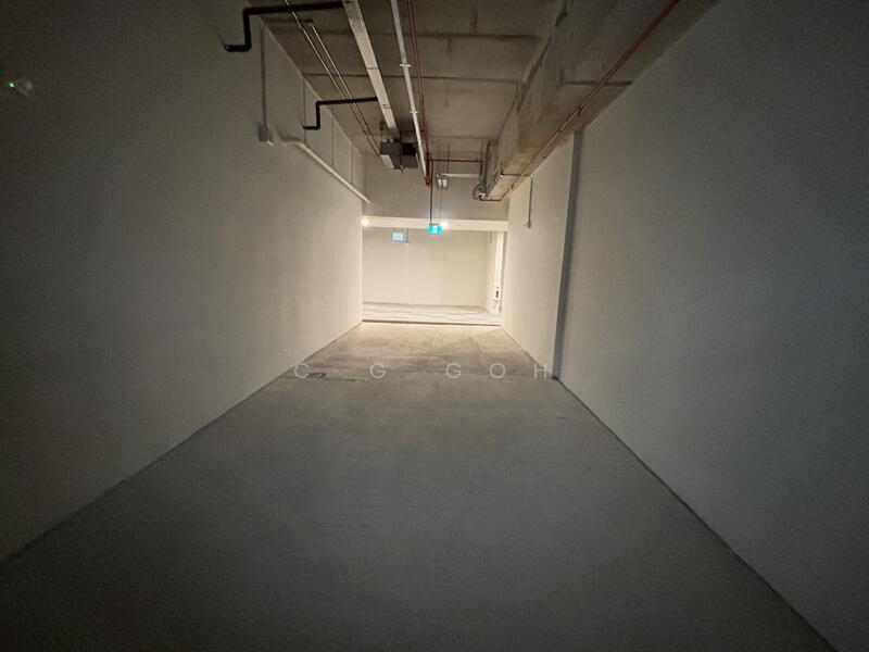 upper bukit timah, , 1,000 sqft, Mall Shop For Rent, by C G Goh, 25572934 - Corridor - CommercialGuru.com.sg