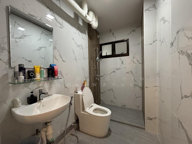 340A Sembawang Close, 340A Sembawang Close, Room Rental, 200 sqft, HDB Flat For Rent, by Thoo Weng Heng 杜咏恒 (Wayne), 25573002 - Bathroom - PropertyGuru.com.sg