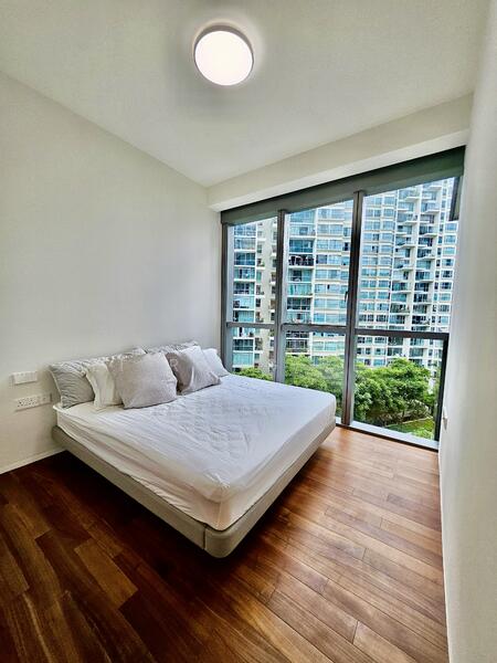 Amber Park, 18A Amber Gardens, 2 Bedrooms, 700 sqft, Condominium For Sale, by Li Rong Teh, 25573043 - Master Bedroom - PropertyGuru.com.sg