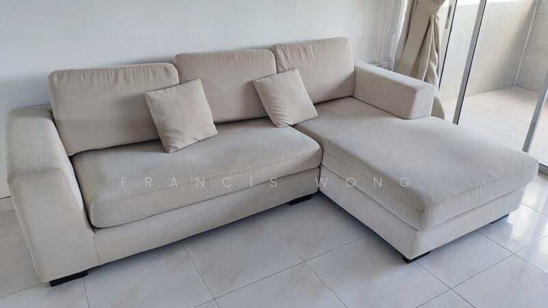 256 Tampines Street 21, 256 Tampines Street 21, Pasir Ris / Tampines, 3 Bedrooms, 1,302 sqft, HDB Flat For Rent, by Francis Wong, 25573143 - Living Room - PropertyGuru.com.sg