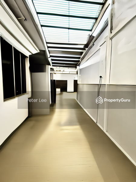 Level 1 Kitchen