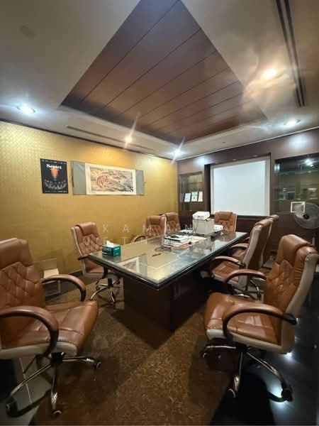 Ubi Techpark, 10 Ubi Crescent, 2,750 sqft, Light Industrial (B1) For Rent, by Kamani Jethnani, 25573201 - CommercialGuru.com.sg