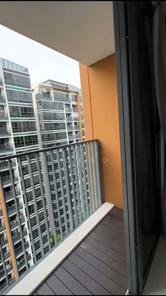 Coco Palms, 21 Pasir Ris Grove, Studio, 400 sqft, Condominium For Rent, by Jeff Huang, 25573207 - Balcony - PropertyGuru.com.sg