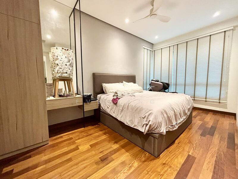 The Tessarina Condominium For Sale at S$ 4,200,000 | PropertyGuru Singapore - Bedroom