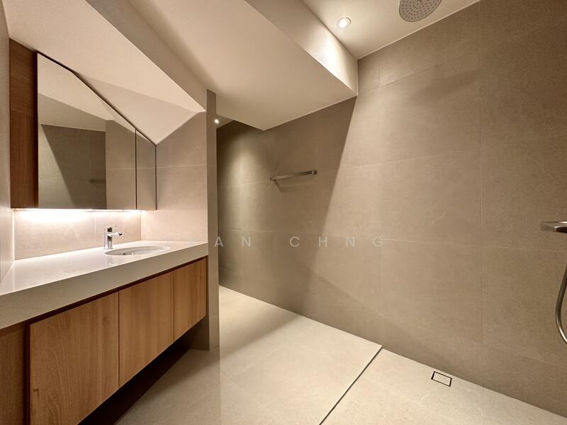 Basement Bathroom 1