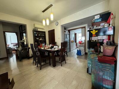 For Sale - Hillington Green