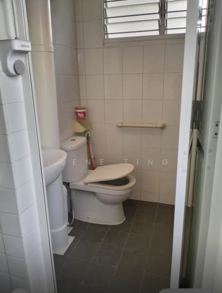 561 Ang Mo Kio Avenue 10, 561 Ang Mo Kio Avenue 10, Ang Mo Kio / Bishan / Thomson, Room Rental, 110 sqft, HDB Flat For Rent, by Irene Ting, 25573882 - PropertyGuru.com.sg